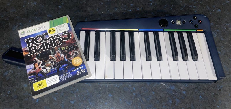 RARE Rock Band 3 Wireless Keyboard/ Clavier Carousel 2