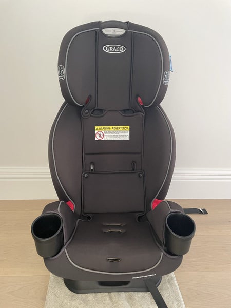 Graco TrioGrow SnugLock 3 in 1 car seat Carousel 1