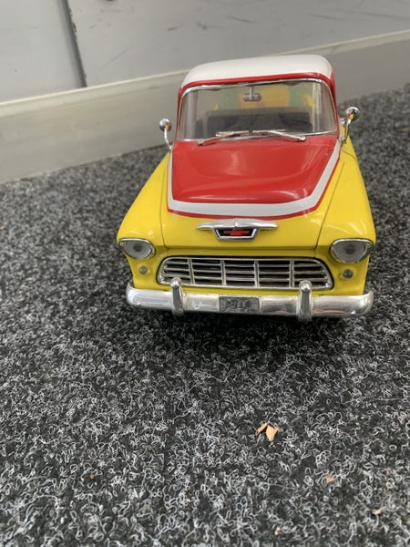 1/18 1955 Chevy pickup Coca-Cola Carousel 2