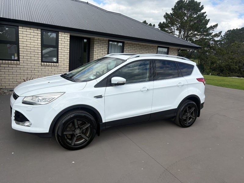 2014 Ford Kuga Titanium419163245999575040