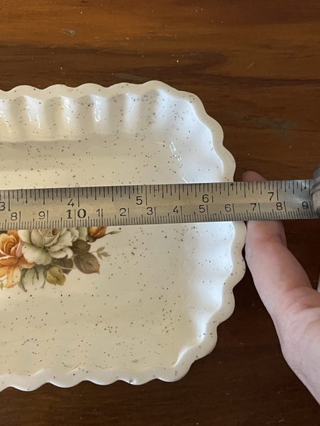 Crown Lynn 2142 dish Carousel 6