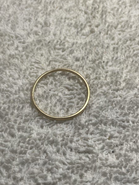 18 ct gold ring Carousel 2