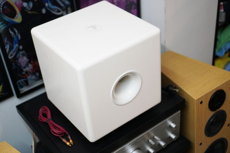 Focal Cub 2 French Audiophile Active Subwoofer 150W in White Carousel 1