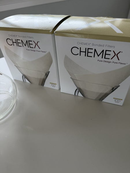 Chemex Classic 6 Cup Coffee Maker and Filters. Carousel 2