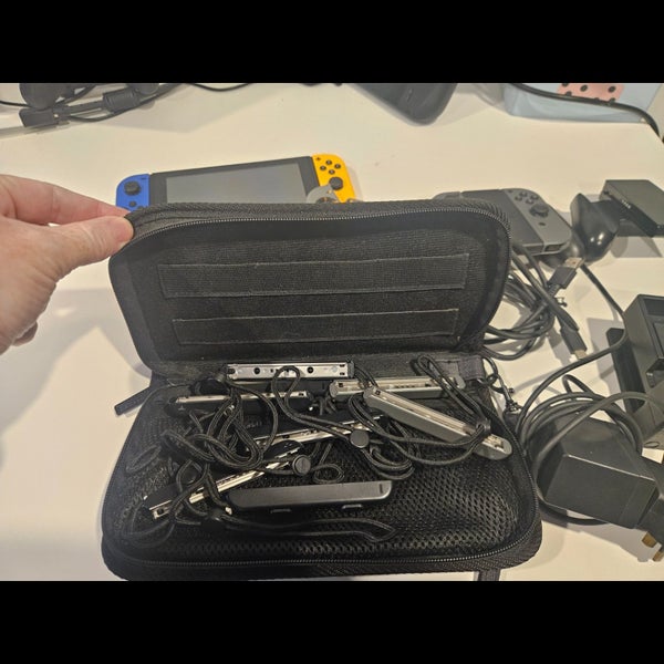 Mint condition Switch bundle - early serial moddable Carousel 5