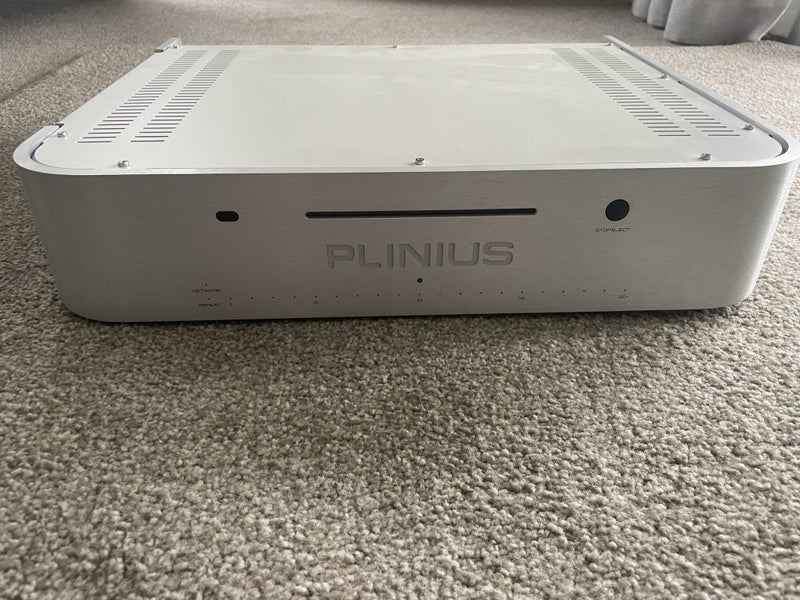 Plinius Toko Carousel 1