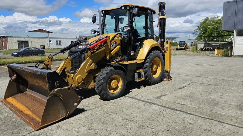 2022 Caterpillar 432F BACKHOE LOADER Carousel 1