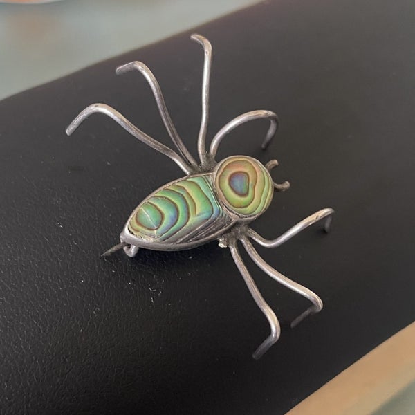 Vintage sterling silver and Paua Spider brooch Carousel 2
