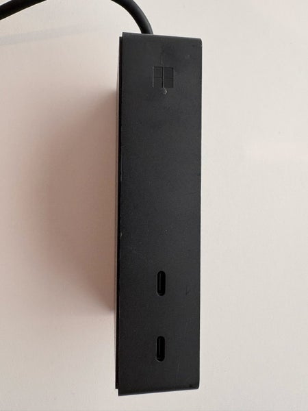 $1R Microsoft Surface Dock Carousel 2