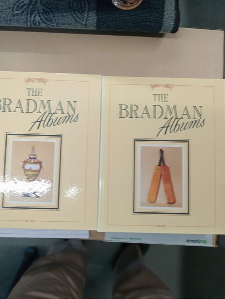 Sports books. Carousel 5