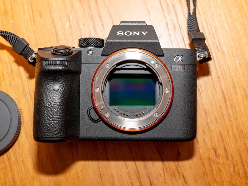 Near New Sony A7R III ( A7riii ) Carousel 2