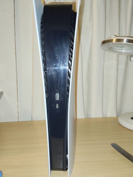 PS5 Digital Edition (860GB) Carousel 2