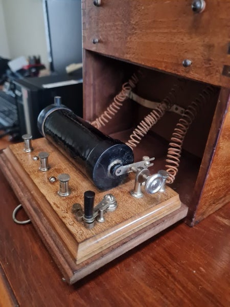 Portable Faradic Battery Electrotherapy Set Carousel 5