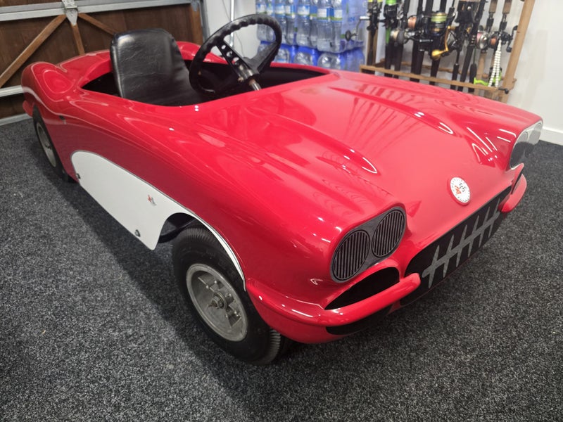 Rare Car Corvette : 1986 Model With 3hp Briggs and Stratton Motor Carousel 1