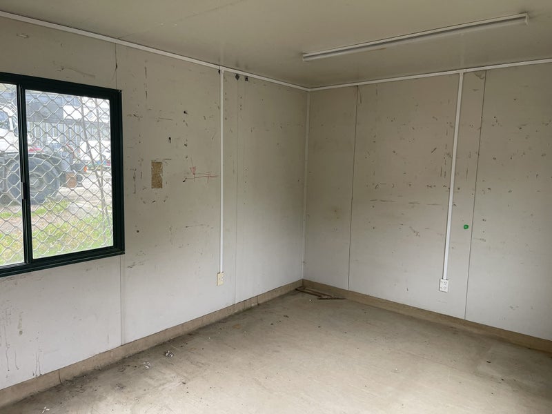 1 Room Portacom Carousel 5