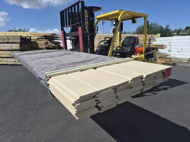 PINE SHIPLAP BOARDS, 140 x 18mm, FJ PP H3.1 - 235.2m - TS10116 Carousel 1