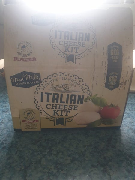 Mad millie Italian cheese making kit. Carousel 1
