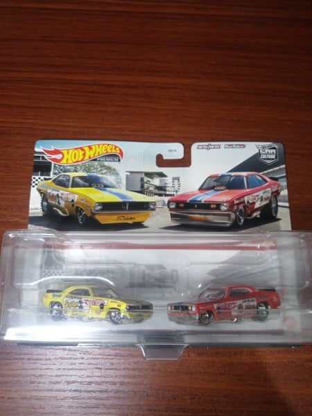 Hotwheels premium twin pack snake vs mongoose cuda duster funny car Carousel 1