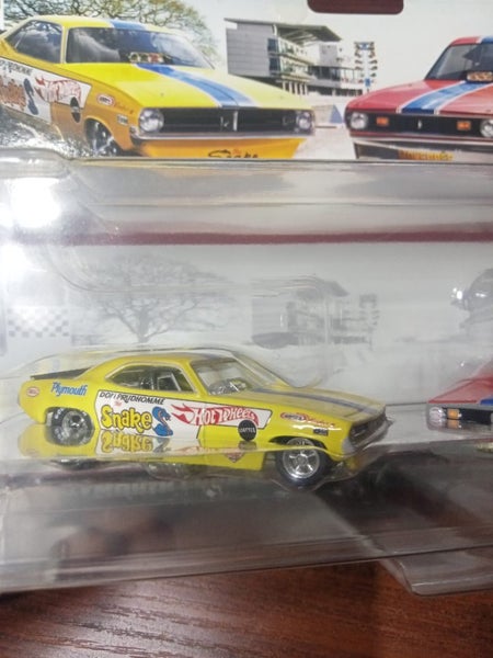 Hotwheels premium twin pack snake vs mongoose cuda duster funny car Carousel 2