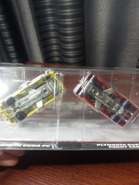 Hotwheels premium twin pack snake vs mongoose cuda duster funny car Carousel 4
