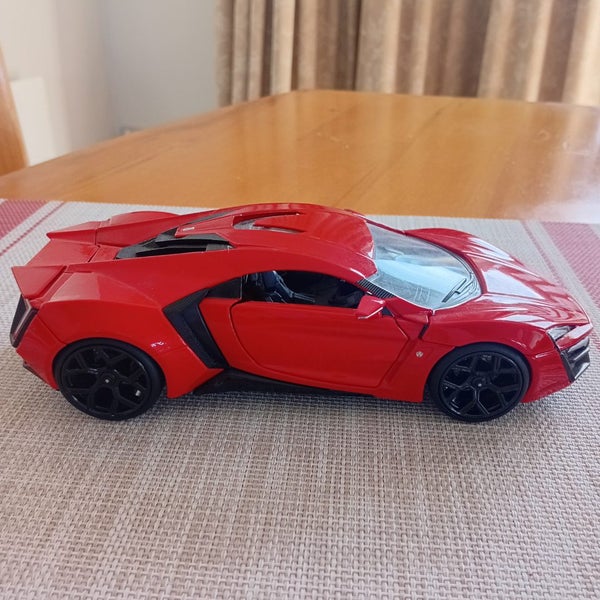 Lykan Hypersport Fast & Furious - Jada - 1:24 Scale Diecast Model Car Carousel 1