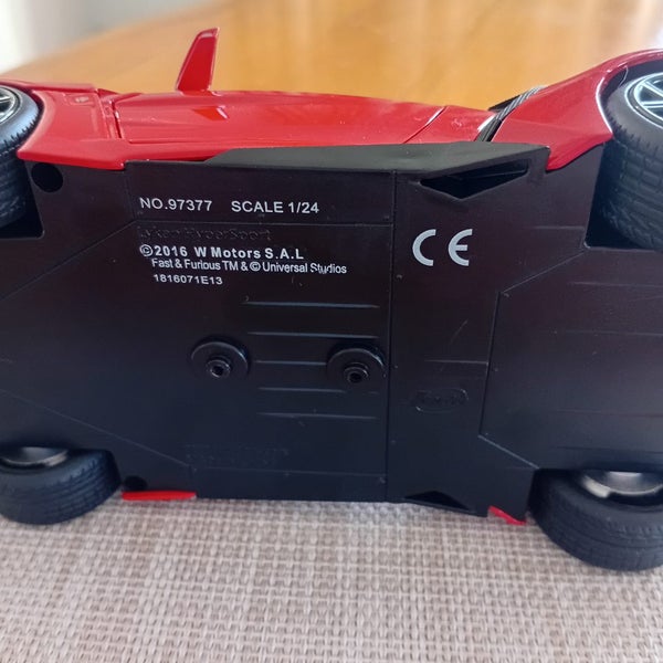 Lykan Hypersport Fast & Furious - Jada - 1:24 Scale Diecast Model Car Carousel 7