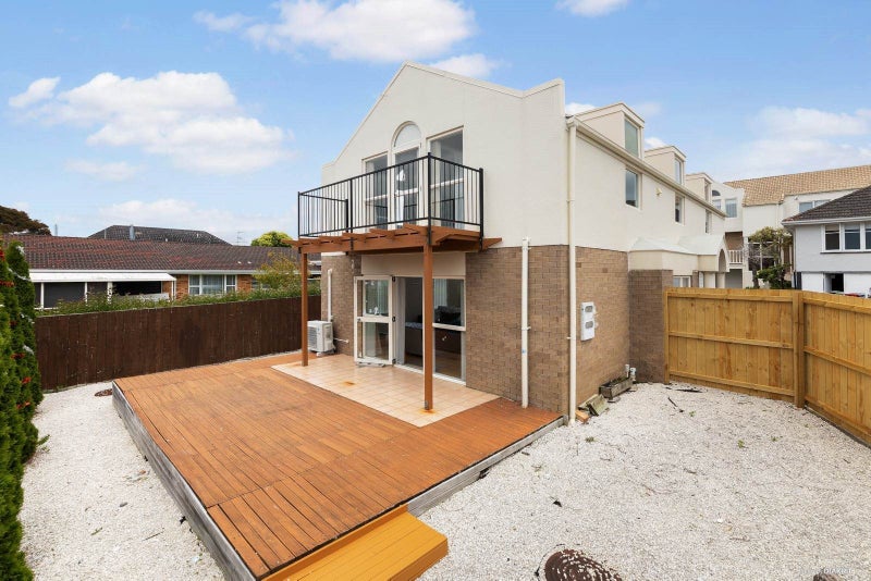 Hillsborough, 4 bedrooms, $190 pw