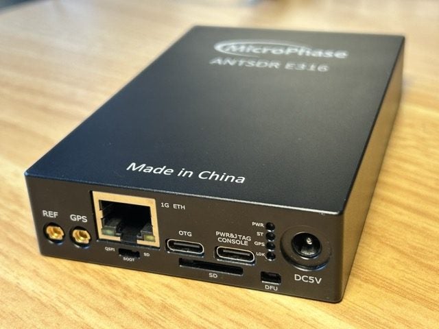 MicroPhase ANTSDR E316421794548736993280