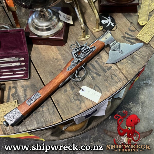 Denix Replica Axe-Pistol Carousel 1