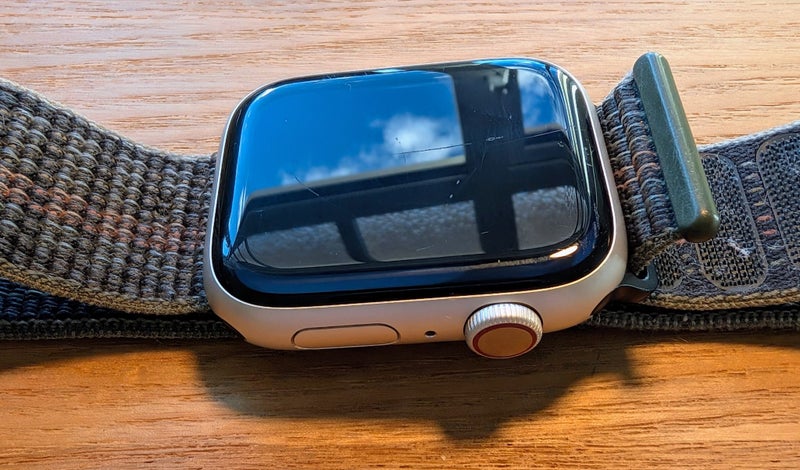 Apple Watch Series 8, 45mm, WiFi + LTE Carousel 2