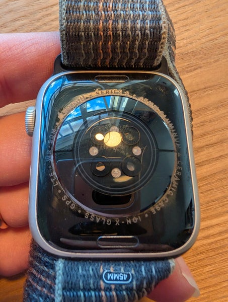 Apple Watch Series 8, 45mm, WiFi + LTE Carousel 4