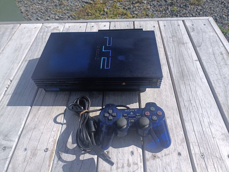 PS2 Fat + Controller - Midnight Blue - PAL Conversion Carousel 1