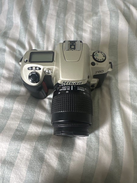 Nikon F60 35mm Film SLR Camera Complete Kit Carousel 2