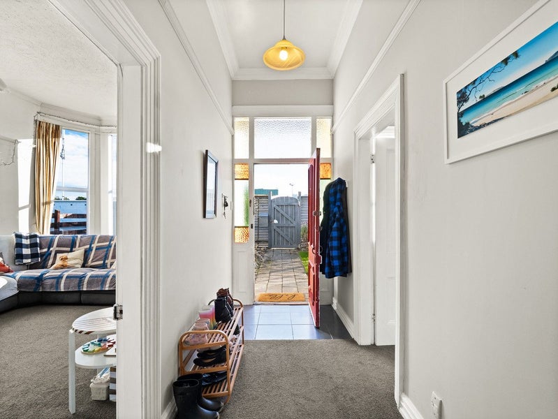 Image 3 of 19