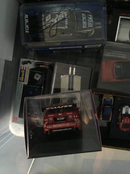 SCALEXTRIC SUPERCHEAP AUTO - HOLDEN VY COMMODORE GREG MURPHY Carousel 4