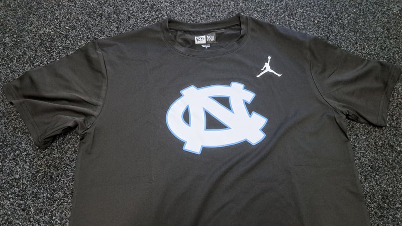 Jordan x New Era x UNC Tar Heels "Jumpman" Performance T-Shirt Carousel 1