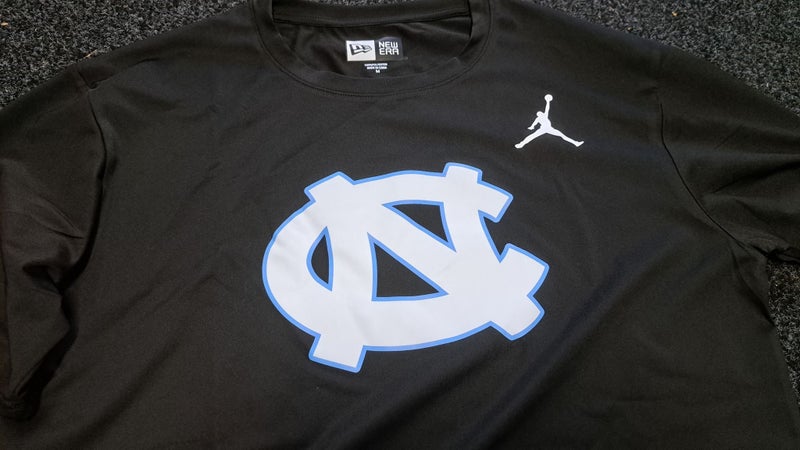 Jordan x New Era x UNC Tar Heels "Jumpman" Performance T-Shirt Carousel 2