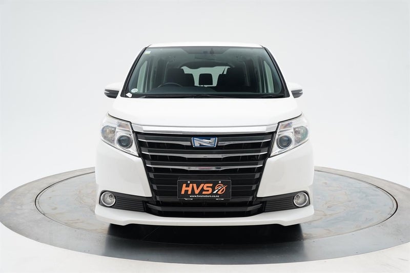 2015 Toyota Noah HYBRID G | Trade Me Motors