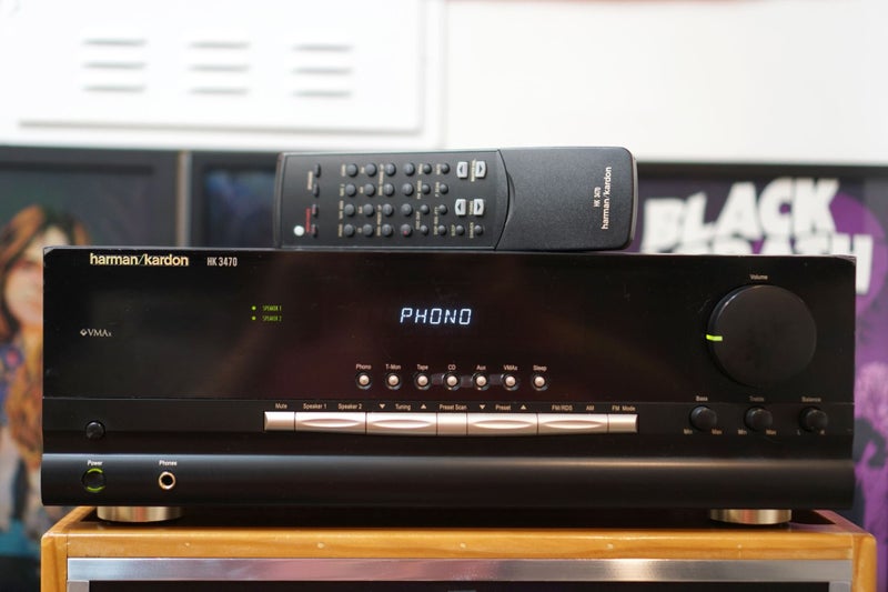 Harman Kardon HK-3470 Amplifier & Receiver with Phono & Remote - Like New! Carousel 2