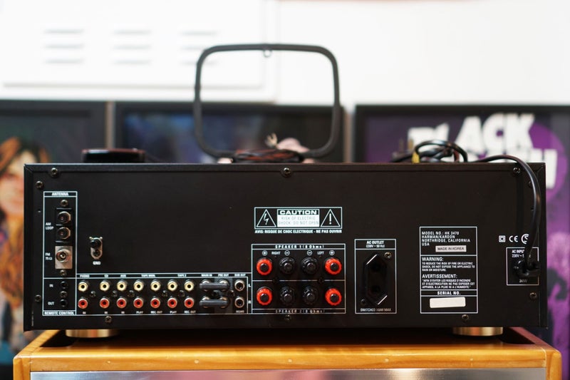 Harman Kardon HK-3470 Amplifier & Receiver with Phono & Remote - Like New! Carousel 6
