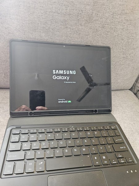 Samsung tablet Carousel 1