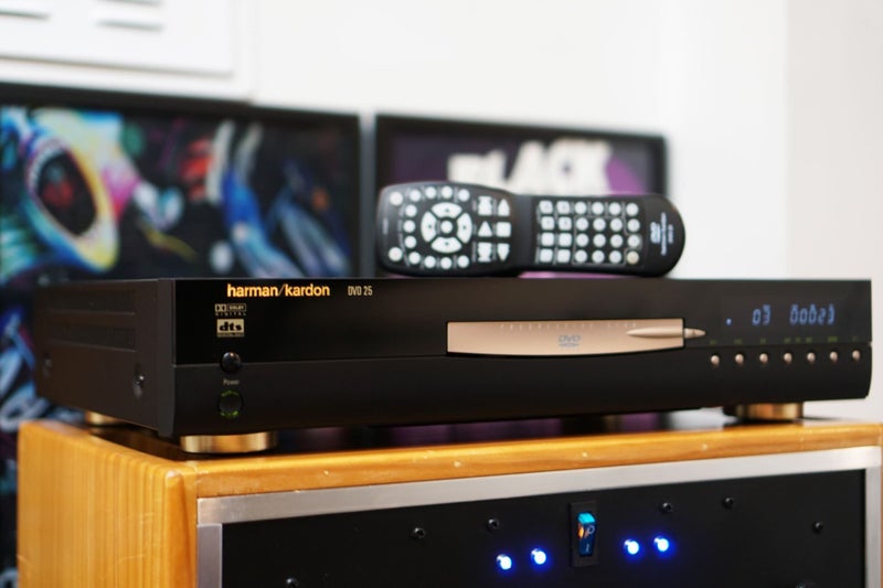 Harman Kardon DVD-25 DVD/CD Player with Wolfson Audiophile-Grade DAC & Remote Carousel 1