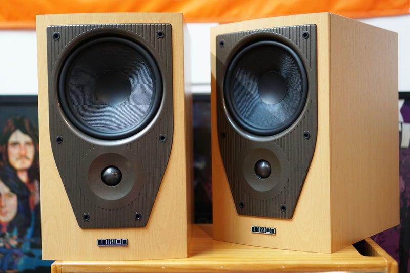 Mission M72 British Audiophile Bookshelf Speakers with Covers - Like New! Carousel 1