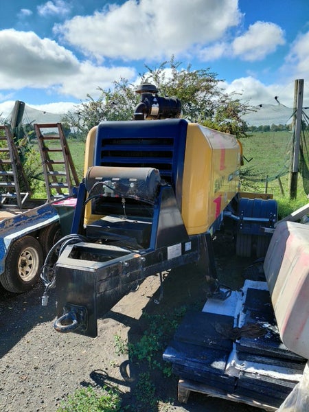 SANY Concrete pump. Used once. Located hamilton Carousel 1