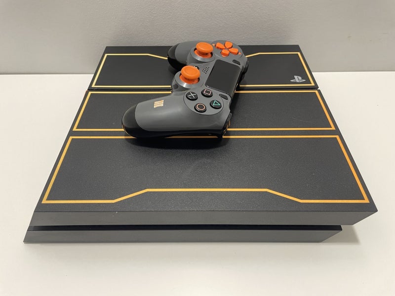 Sony Playstation 4 (Call of Duty Edition) Carousel 2