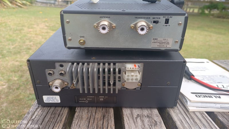 Alinco DX-77 transceiver & EDX-1 tuner Carousel 2
