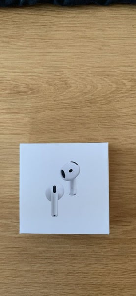 Apple Airpod 4 - RRP $399 Carousel 2