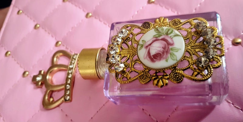$1RES OPULENCE PORCELAIN ROSE PURPLE PERFUME BOTTLE Carousel 1