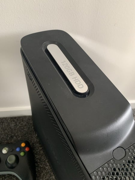 Microsoft Xbox 360 / Controllers x2 / Games x5 - Awesome Setup! Carousel 2