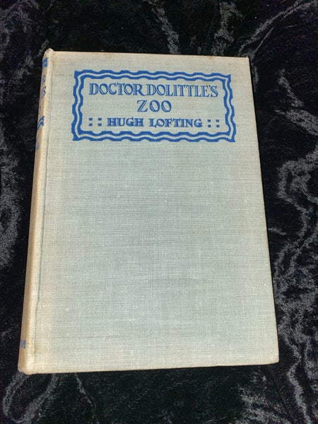 Doctor Dolittle's Zoo written by Hugh Lofting. Carousel 1